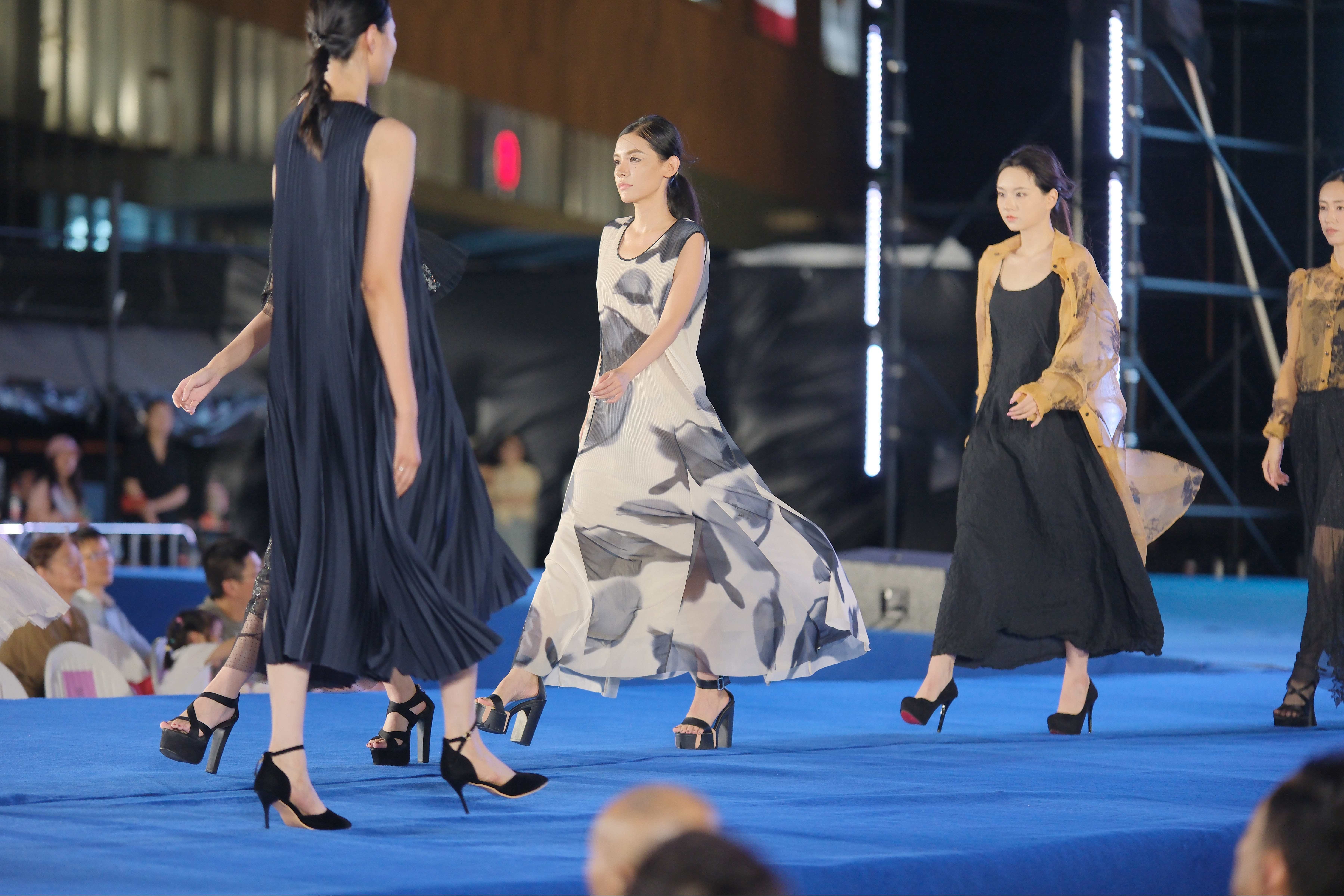 江苏南通:服装产业站上转型“风口”以“品质制造”挺进“时尚圈”